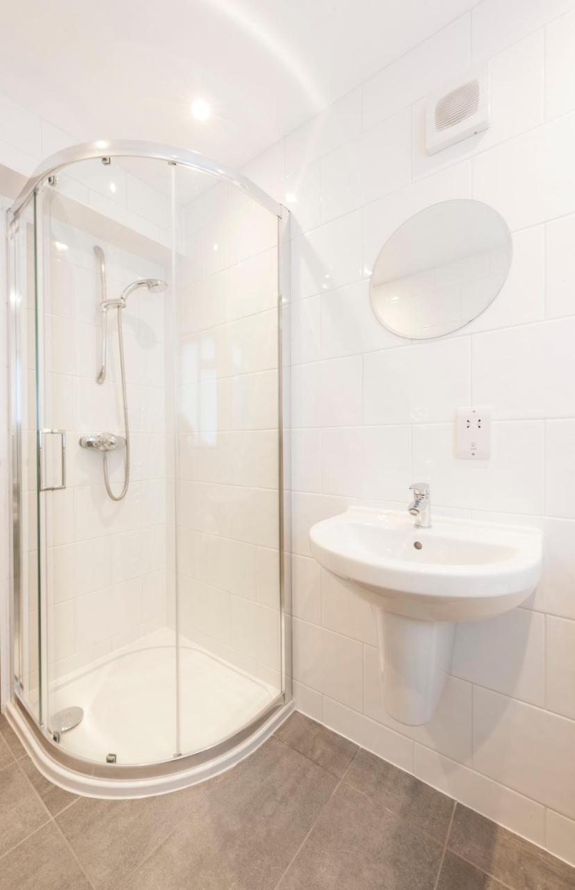 High Hedges Apartment B Оксфорд Экстерьер фото